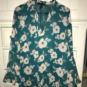 Forever 21 BELL SLEEVE FLOWER DRESS